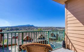 Gorgeous 2Bd 2Bth Condo With Mountain Views Pool Hot Tub Game Room Close To Parkway
