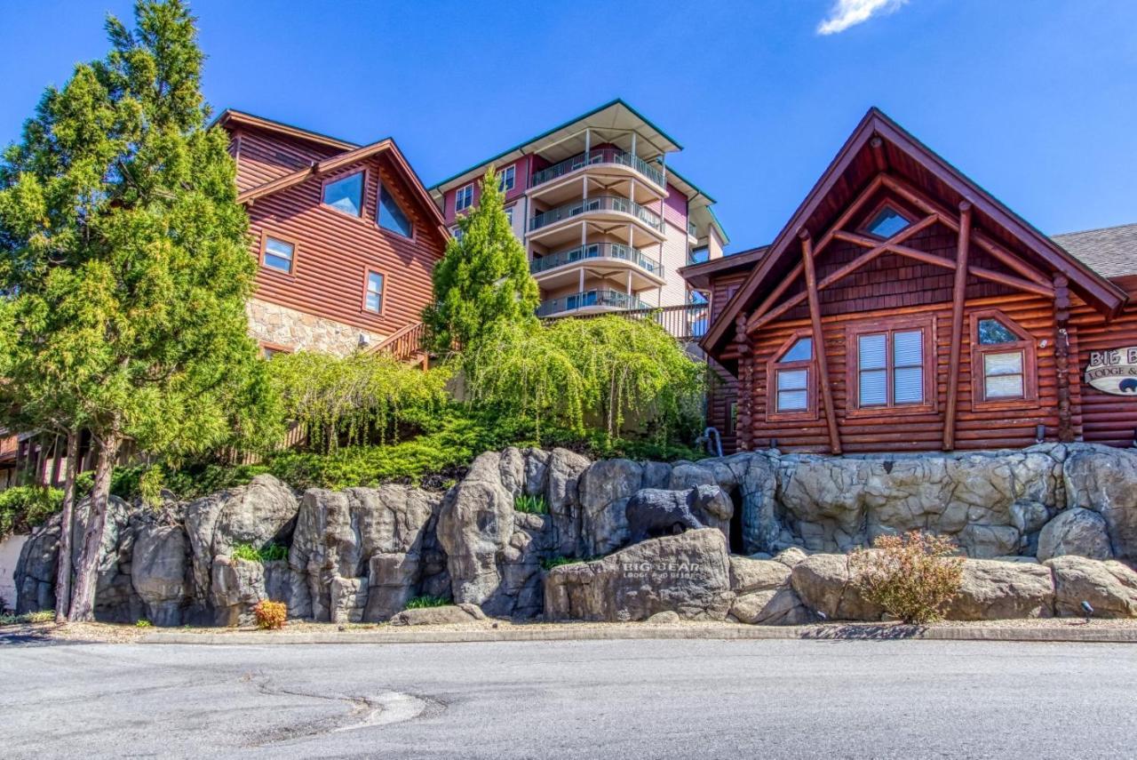 Gorgeous 2Bd 2Bth Condo With Mountain Views Pool Hot Tub Game Room Close To Parkway Pigeon Forge Exterior photo