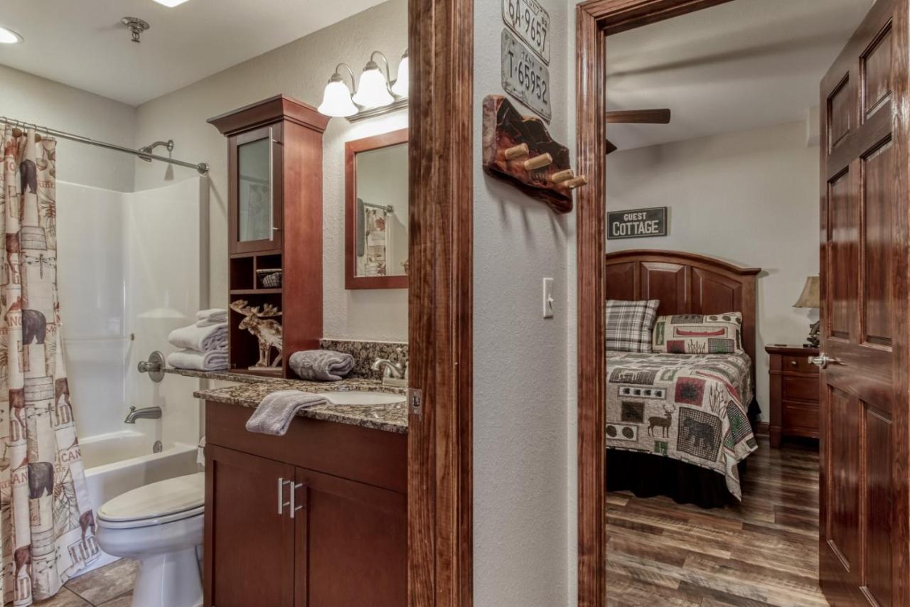 Gorgeous 2Bd 2Bth Condo With Mountain Views Pool Hot Tub Game Room Close To Parkway Pigeon Forge Exterior photo